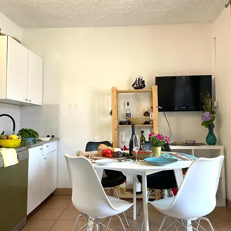 Апартаменты Zoya Нивице